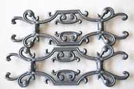 La cerca decorativa Parts/rosetones del arrabio adorna los paneles de la puerta del arrabio